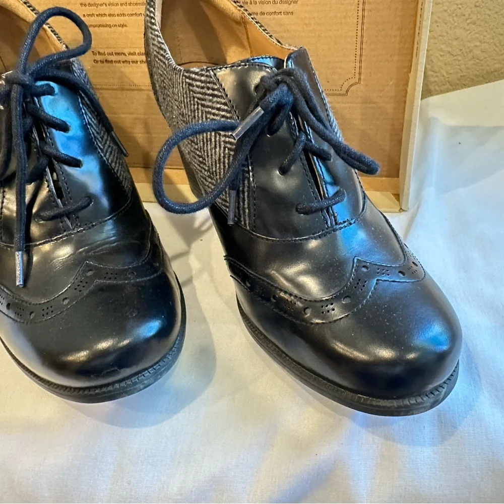 Clarks Women's Black Combi Ciera Brine Leather Block Heel Oxford shoes - Picture 2 of 4